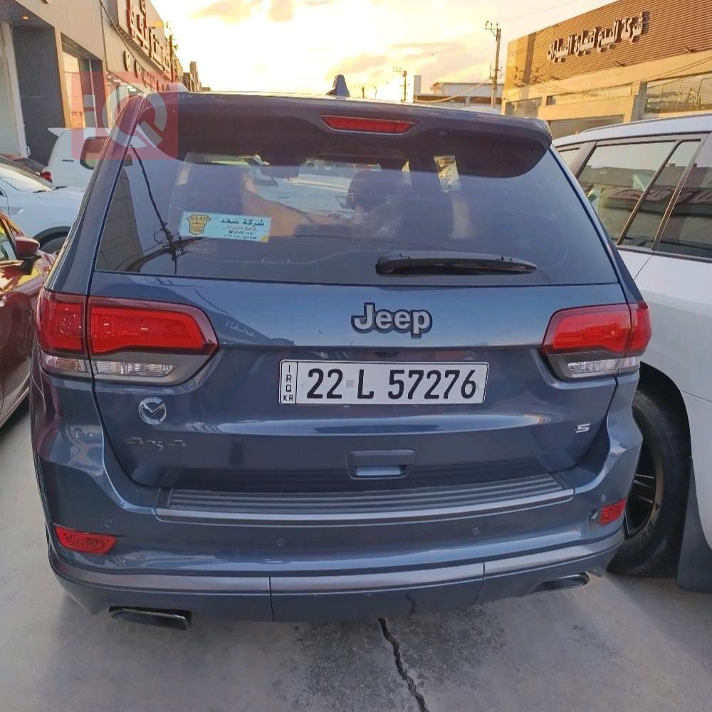 جیپ گراند شیرۆکی
